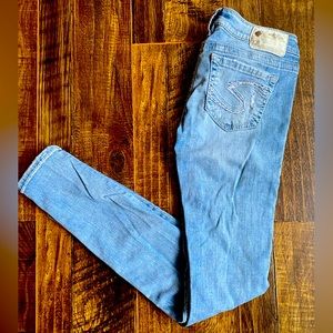 Silver Jeans Camden Distressed Lace W25 / L31